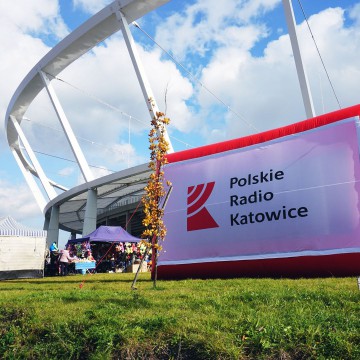 Dmuchany billboard (ekran) Polskiego Radia Katowice