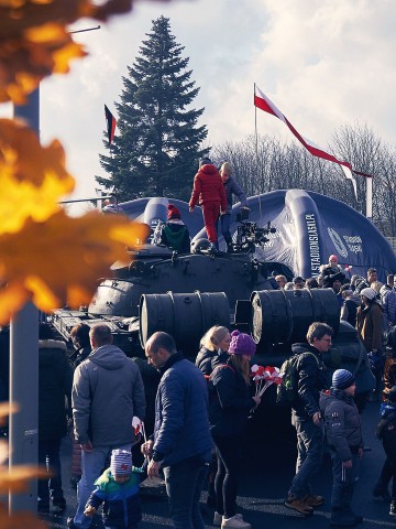 Namiot dmuchany (Pająk 4-nożny) na Stadionie Śląskim.