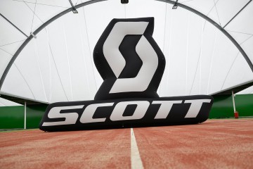 Dmuchane logo Scoot