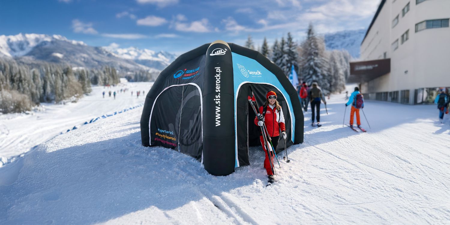 Namiot Pajkąk reklamowy z nadrukiem Miasto Serock - ściana z wejściem na zamek