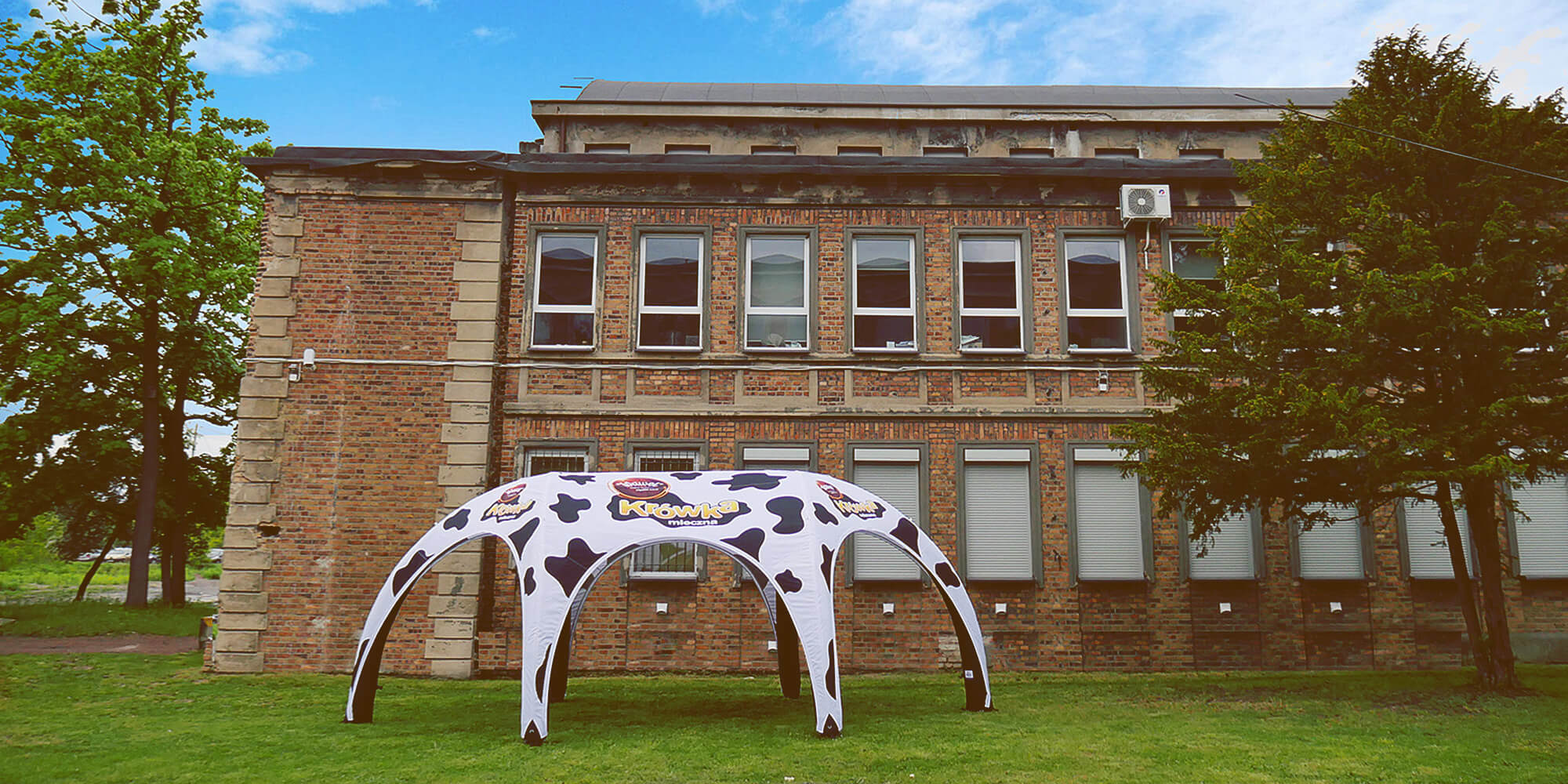 Namiot reklamowy outdoor odporny na warunki atmosferyczne